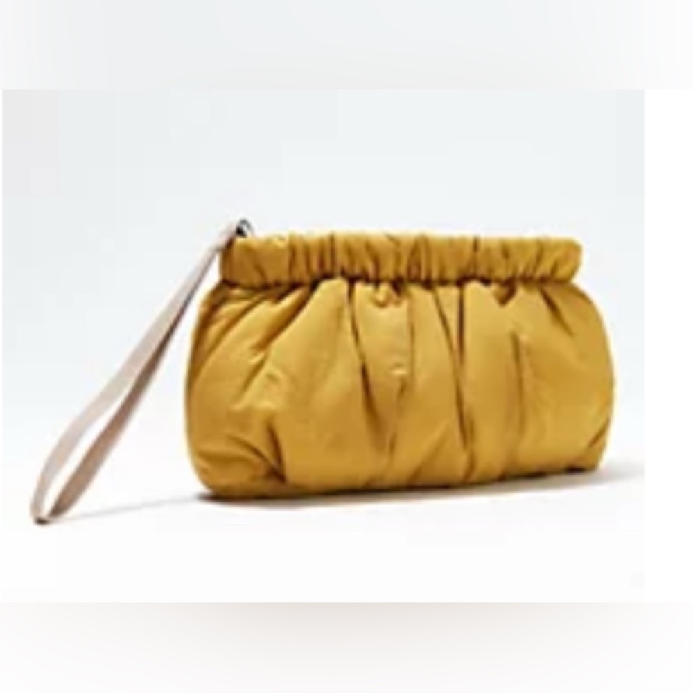 NWT Vince Camuto Washable Nylon Harlo Pouch in Olive Oil color.
